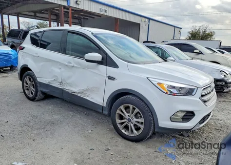 2017 Ford Escape Se z USA, uszkodzony, nr VIN 1FMCU0GD8HUA20569